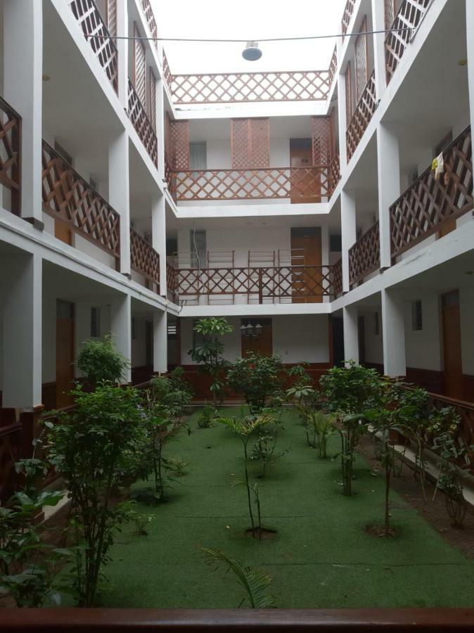Hotel Villegas III Mollendo Bagian luar foto